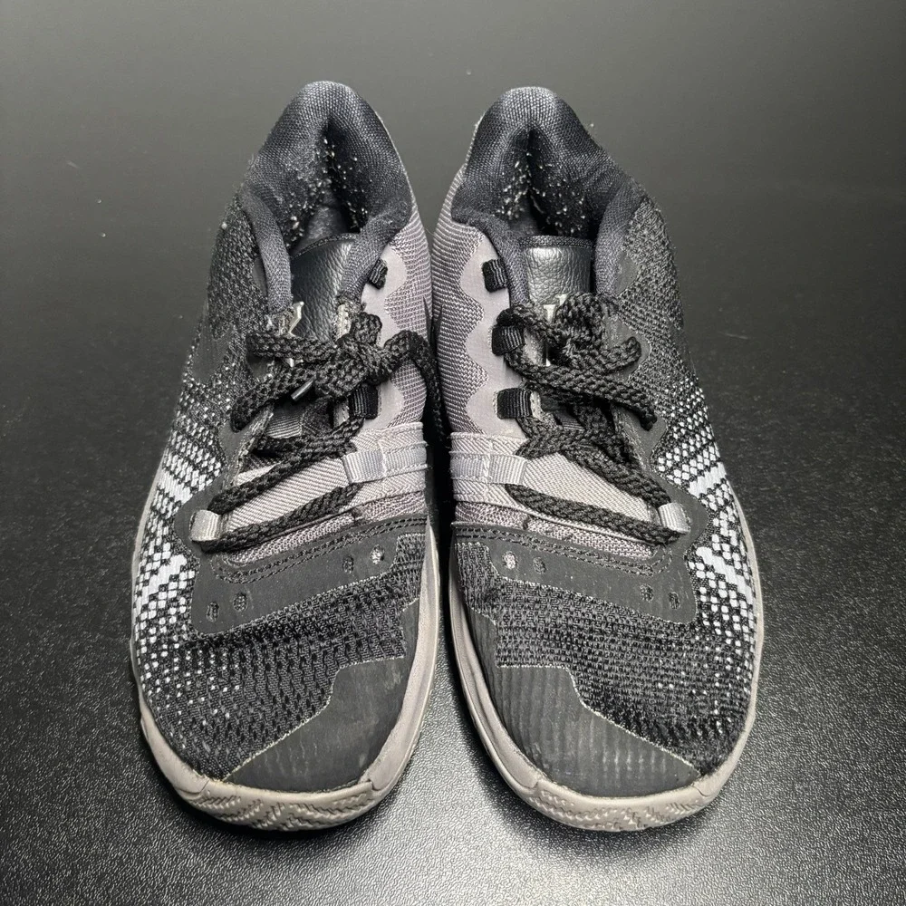 Nike Kyrie Flytrap Boys Basketball Shoes Sneakers Black Gray AH3497-011 Sz 13.5C